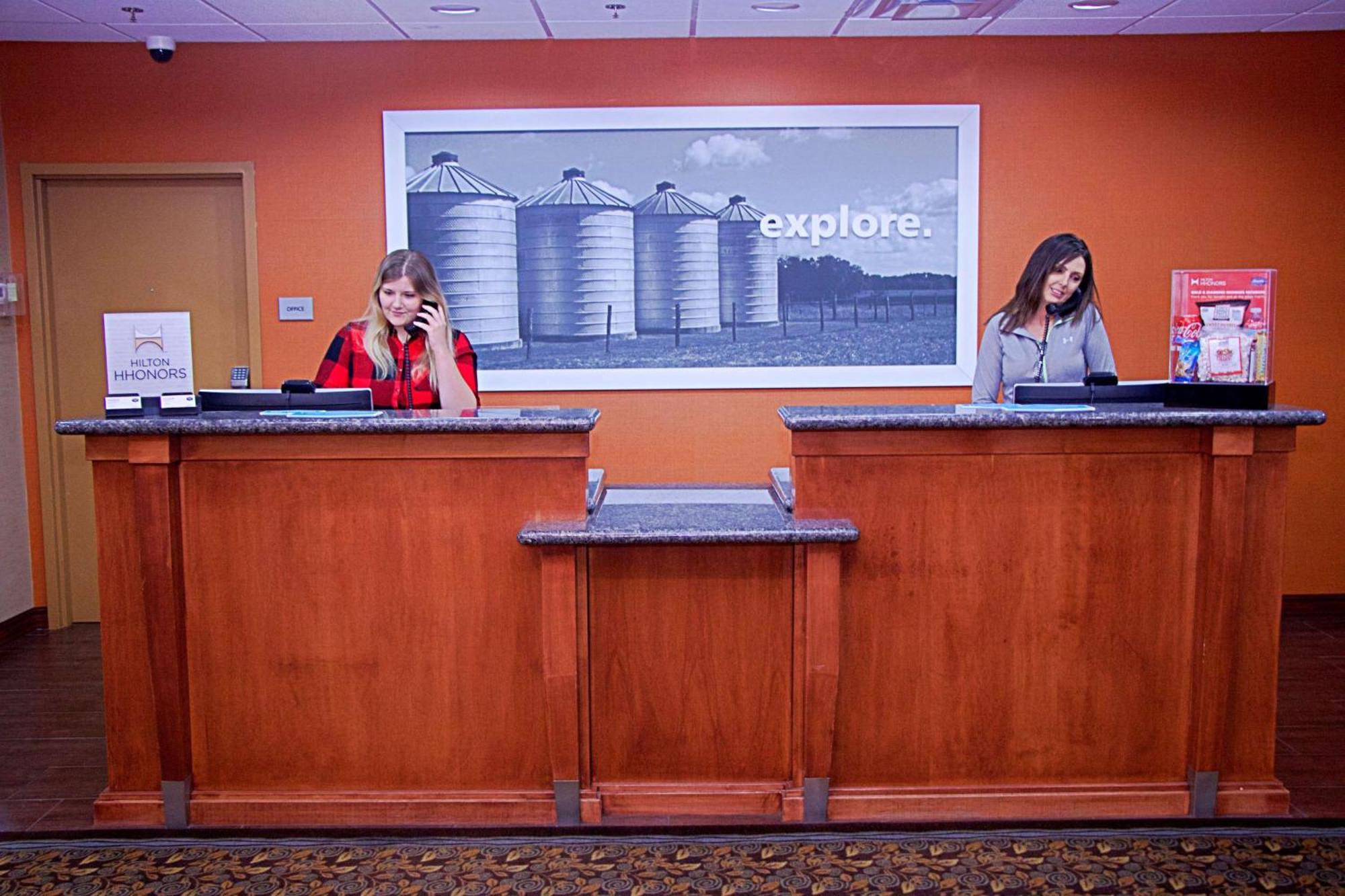 Hampton Inn Sidney Zewnętrze zdjęcie